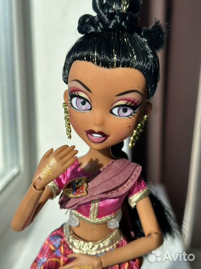 Куклы bratzillaz Иллиана Хонести