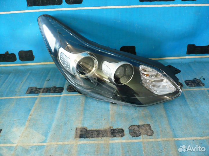 Kia Sportage 4 Фара правая б/у.оригинал