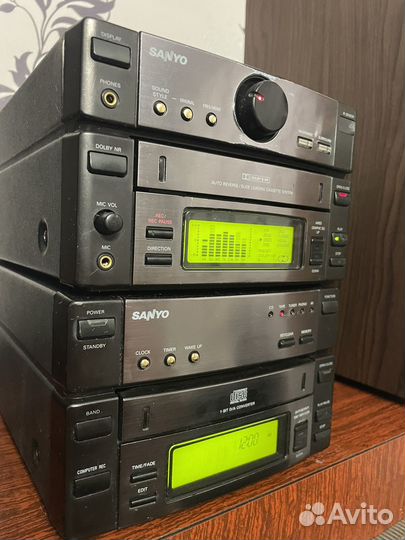 Музыкальный центр sanyo DC S33 CT