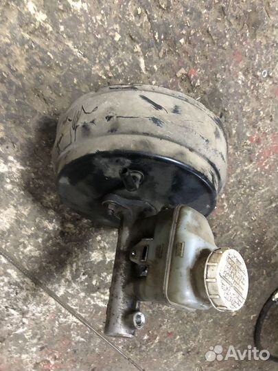 Вакуумный усилитель тормозов Mitsubishi Lancer 9