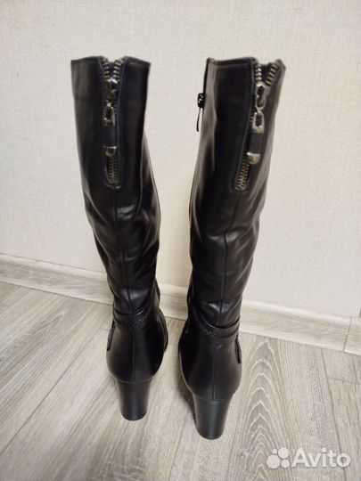 Сапоги женские зимние 38 размера новые