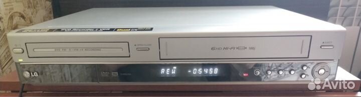 DVD VHS рекордер LG DVR-576X