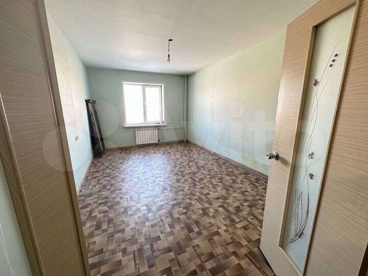 2-к. квартира, 67,1 м², 1/3 эт.