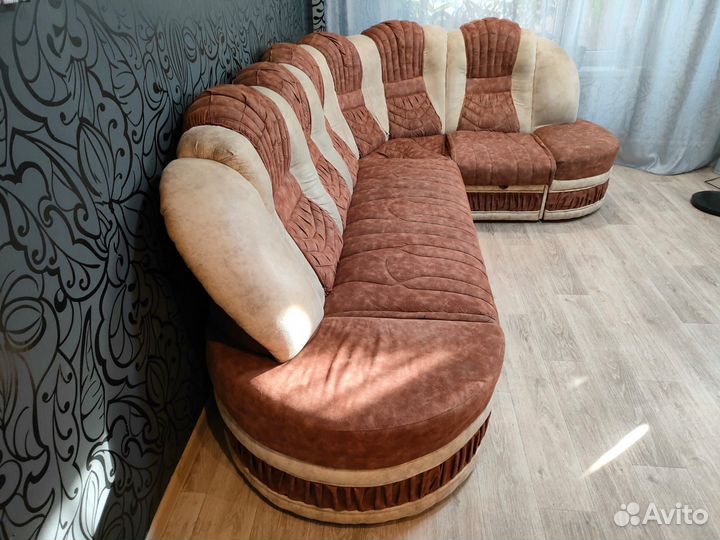 Угловой диван бу