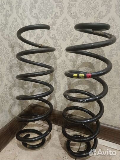 Пружины подвески задняя Volkswagen Jetta 6 рестайл