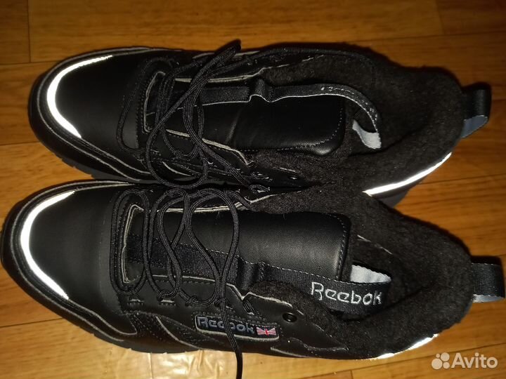 Тёплые кроссовки Reebok