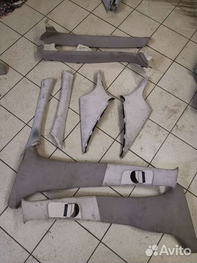 Обшивка стоек Mercedes w211