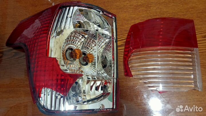 Задний левый фонарь УАЗ патриот