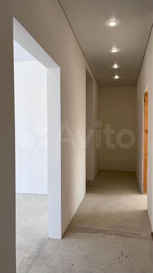 Дом 170 м² на участке 8 сот.