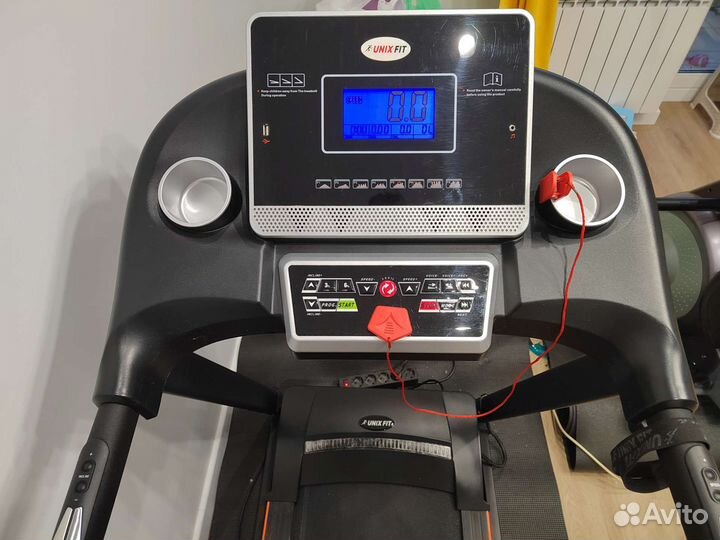 Беговая дорожка электрическая UnixFit MX-520R Б/У