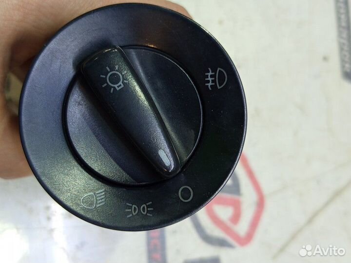 Блок управления светом Skoda Fabia 2 CGP 2009