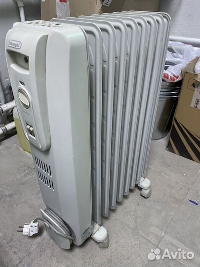 Масляный обогреватель delonghi