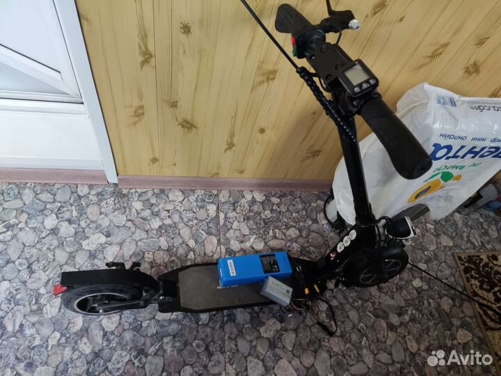 Самокат iconbit street e85