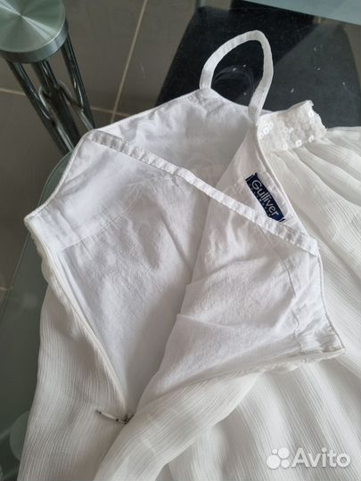 Платье сарафан и сланцы