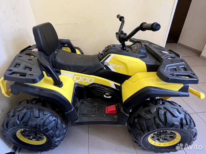 Детский квадроцикл на аккумуляторе