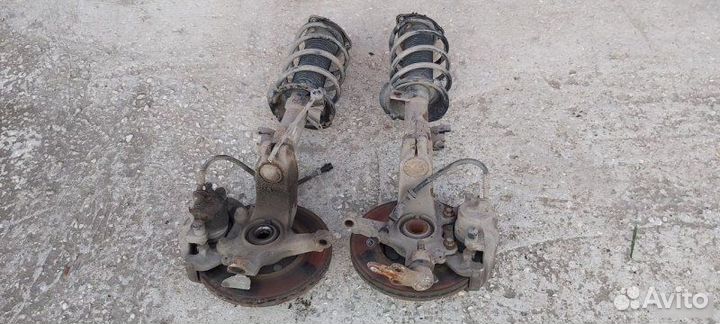 Суппорт передний левый Ford Focus 2