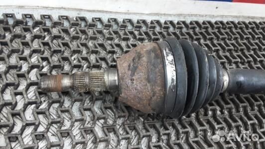 Привод передний правый opel astra H (3BL16N101)