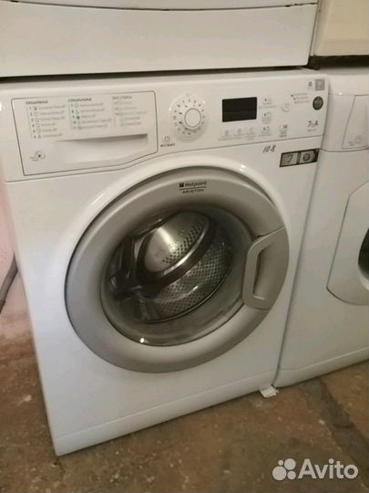 Стиральная машина Hotpoint Ariston 7 кг