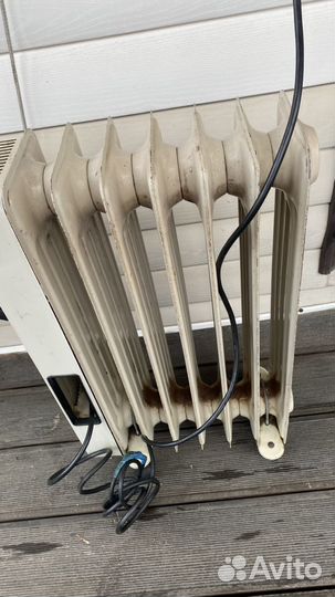 Масляный обогреватель Delonghi б/у