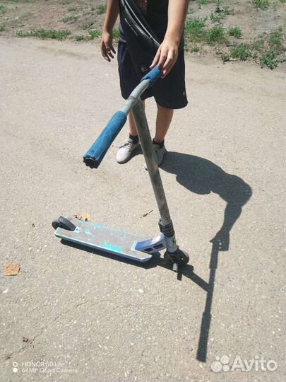 Трюковой самокат