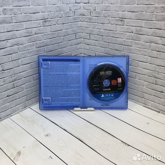 Диск PS4 Resident Evil Village