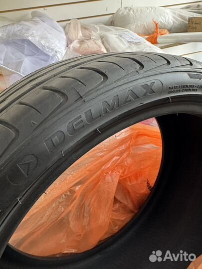 Delmax PerformPro 255/35 R20 97