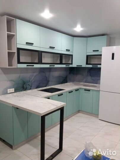 Кухонный гарнитур новый