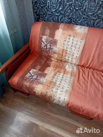 Диван с металокаркасом бу