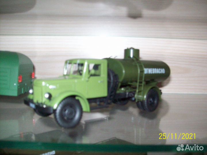 Бензовоз маз 200