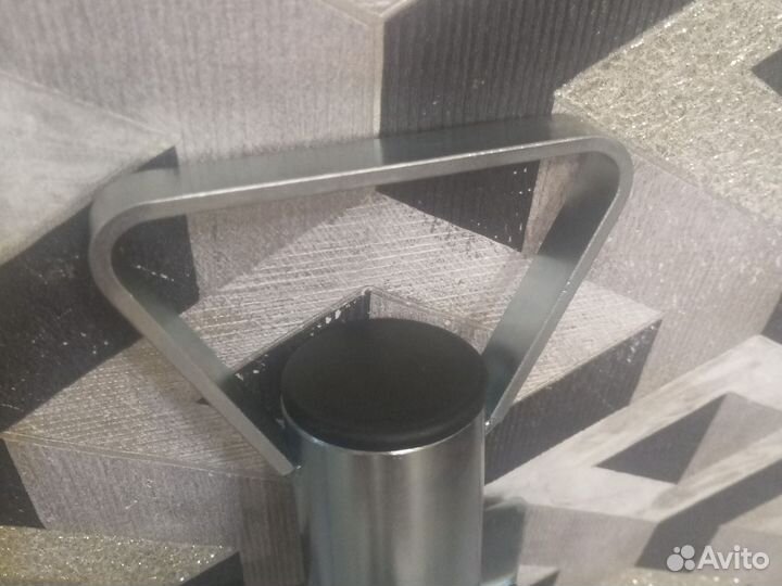 Опорная стойка для прицепа