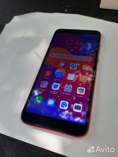 Телефон honor 9s