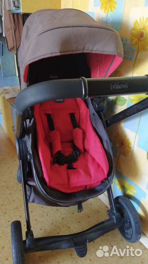 Коляска Чикко 2 в 1 красно-коричневая