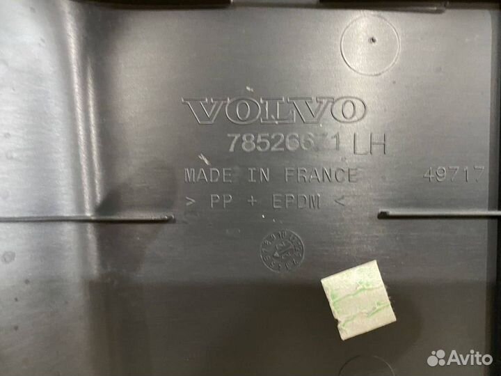 Крышка фары Volvo FH5 78526671