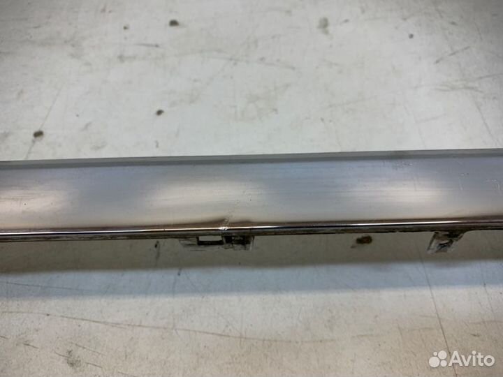 Молдинг бампера задний Volkswagen Touareg 2