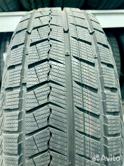 iLink Winter IL868 275/45 R20 75U