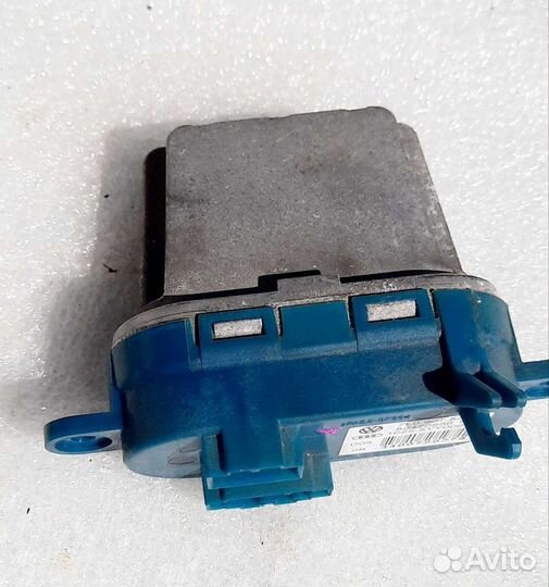 Резистор отопителя VW Туарег 2003-2010 год