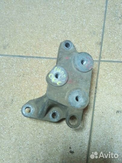 Кронштейн МКПП, АКПП Опель Вектра С