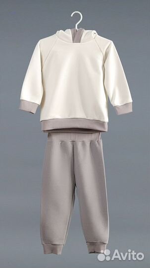 Костюм детский, р. 92, новый