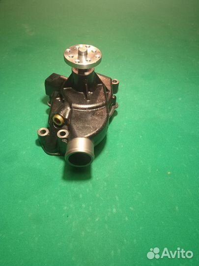 Запчасти для катера. Помпа водяного охлаждения