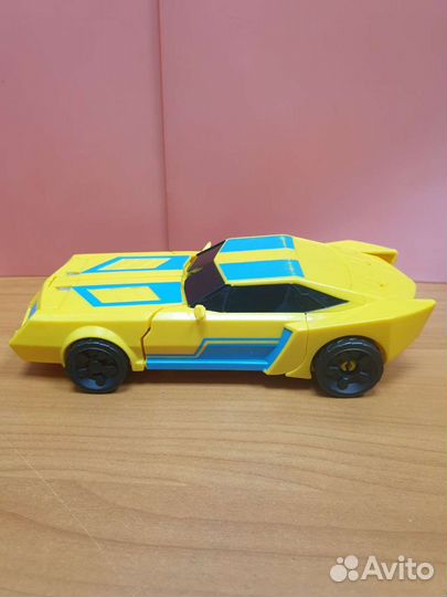 Робот трансформер transformers hasbro