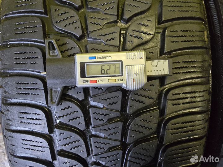 Bridgestone Blizzak LM-25 225/55 R17