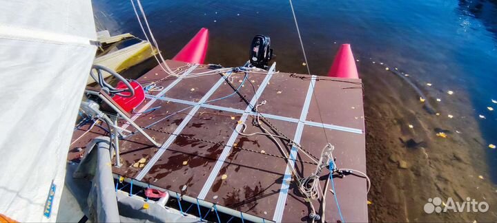 Парусный катамаран Тайфун