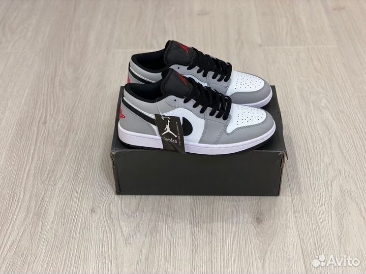 Кроссовки Air Jordan 1 Low Light Smoke Grey