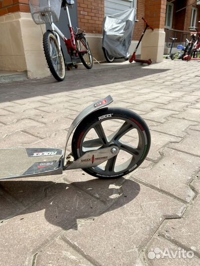 Самокат roces 230