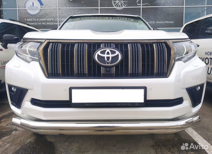 Защита переднего бампера Toyota Hilux Black Onyx