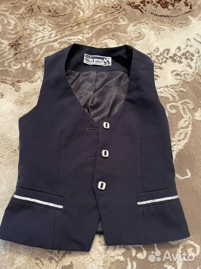 Жилеты детские классические новые