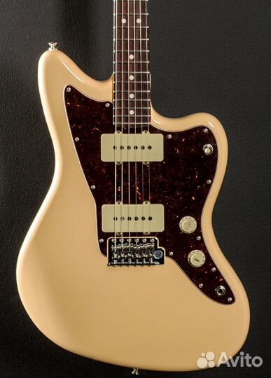 Электрогитара Fender Jazzmaster USA + Аксессуары