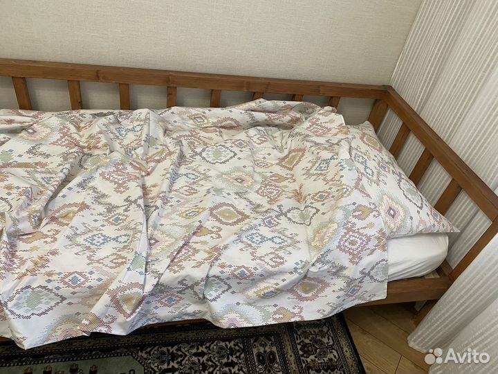 Постельное белье 1.5 новое