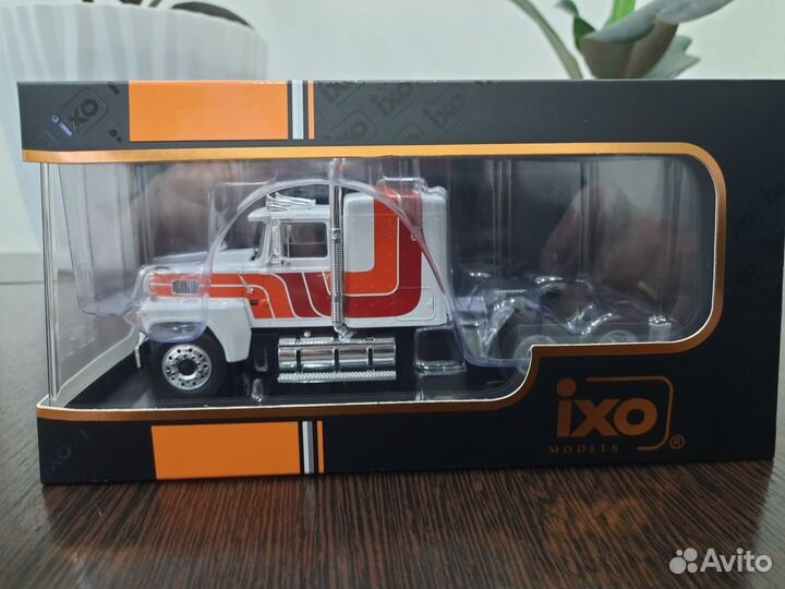 Ford LTL 9000 1978 IXO models