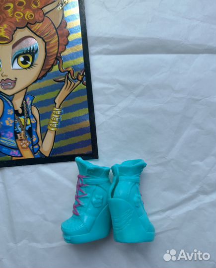 Обувь для куклы Monster High (Хоулин Вульф)